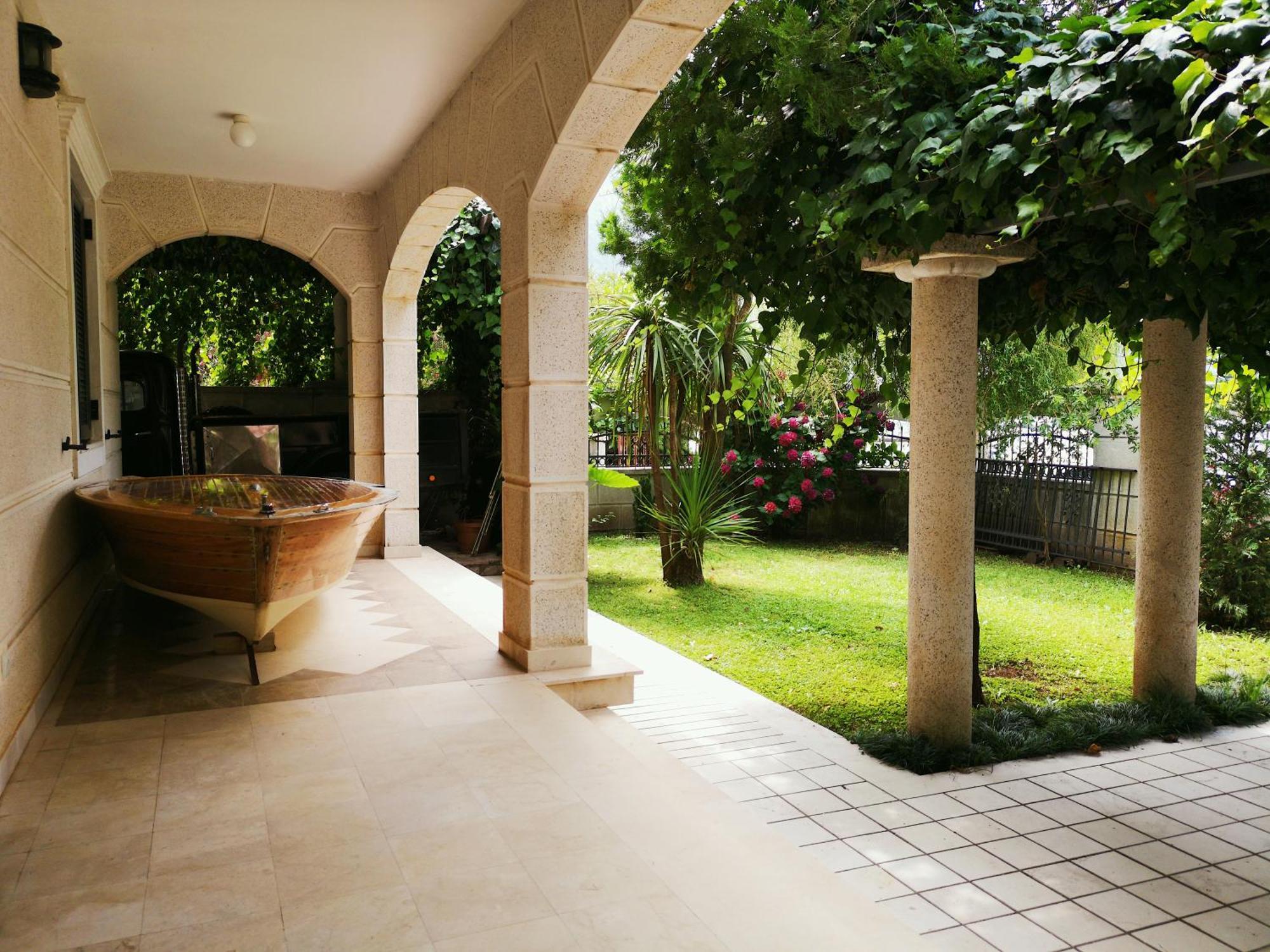 Villa Teuta Risan Luaran gambar