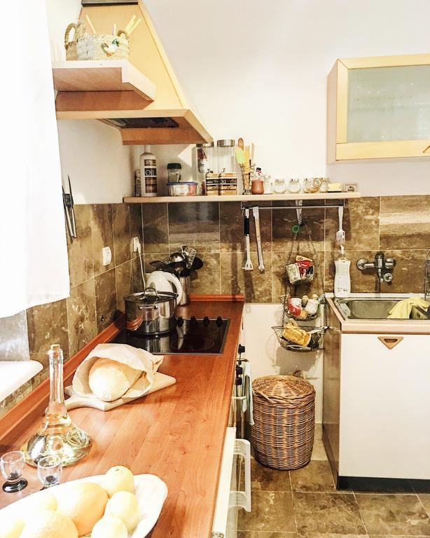 Villa Teuta Risan Bilik gambar